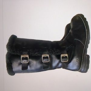 UGG NWOT Winter Sherling Lined Black Leather Boots Size 5